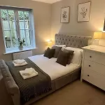 度假居 Stylish & Spacious Harbour-view Townhouse With Parking *